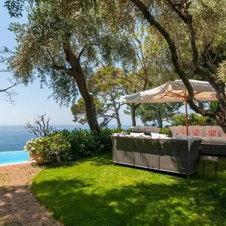 Casa vacanze With Private Pool In Views - What'app - 0049-1762-5840-693 - For Reservations! *